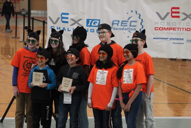 Middle School robotics team advances to regional competition