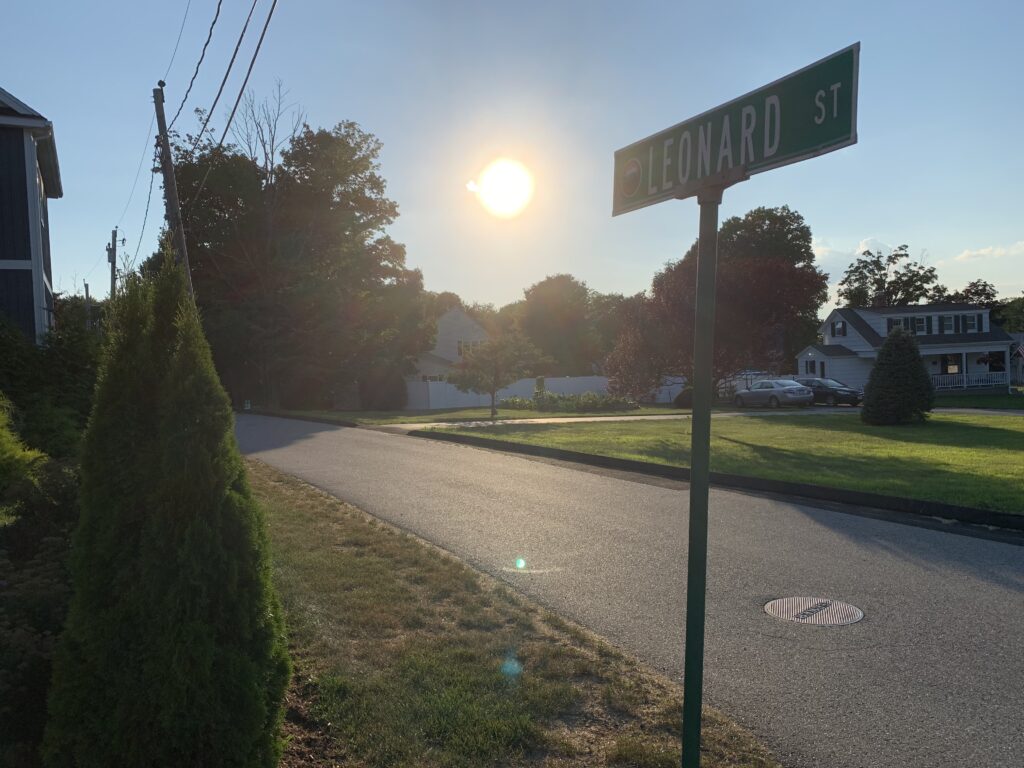 Leonard Street sign