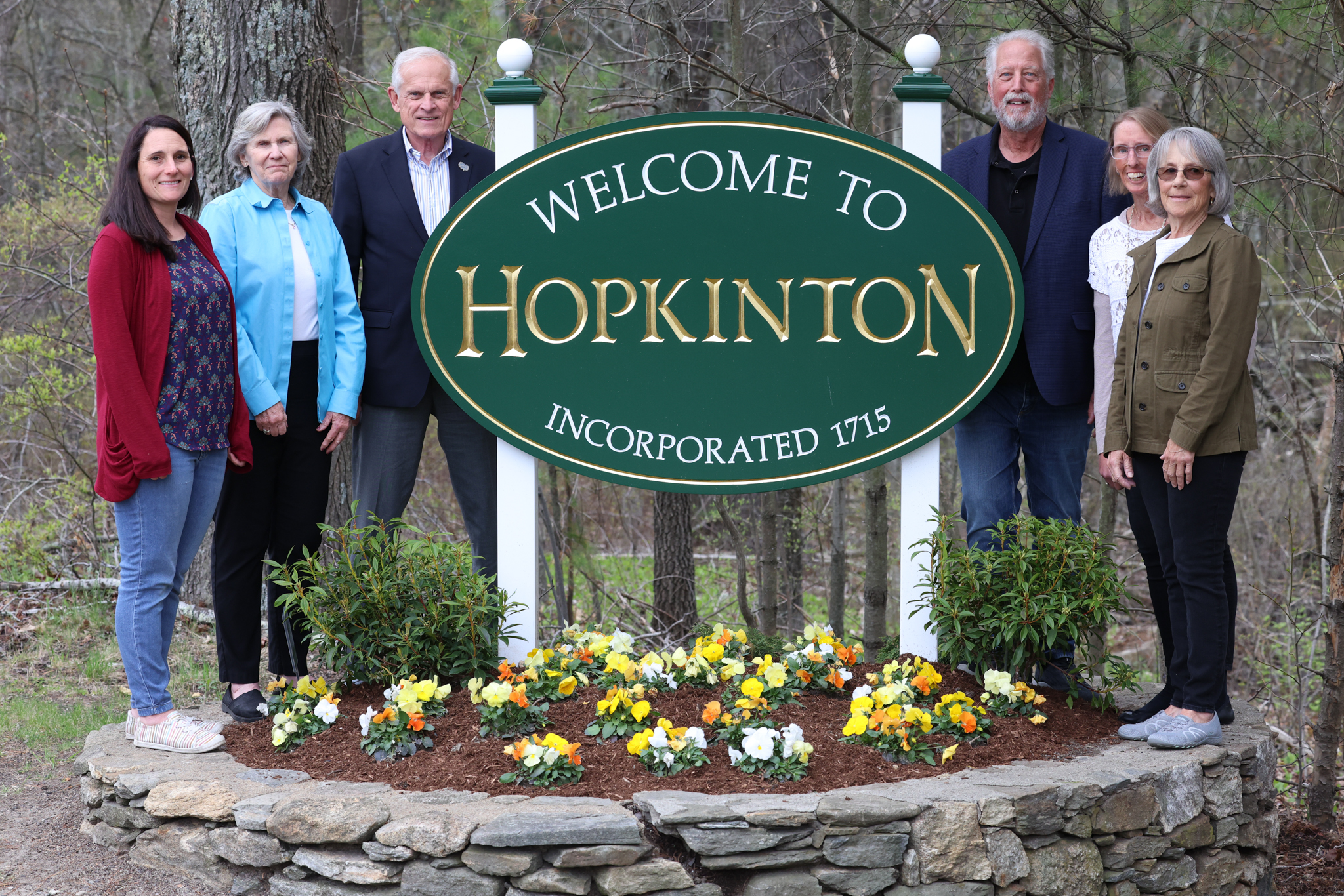 Garden Club debuts new Welcome to Hopkinton sign