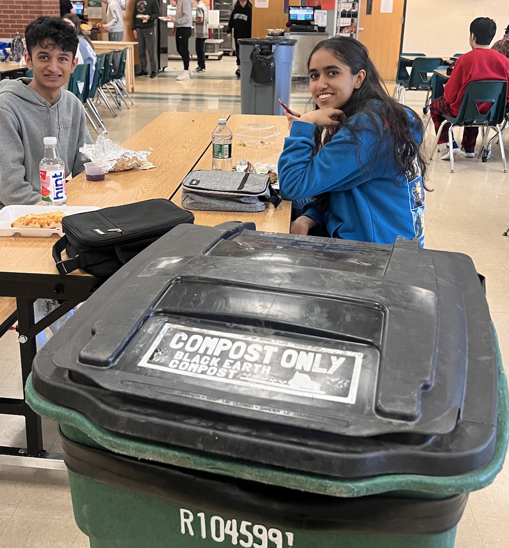 HHS composting program boosts awareness for town-wide options