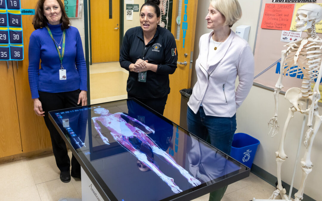 Anatomage table enhances anatomy, physiology studies at HHS