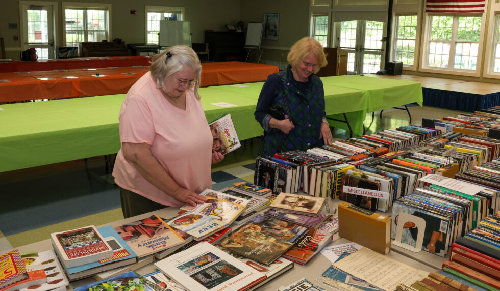Photos Friends of Hopkinton Seniors Plant and Book Sale Hopkinton