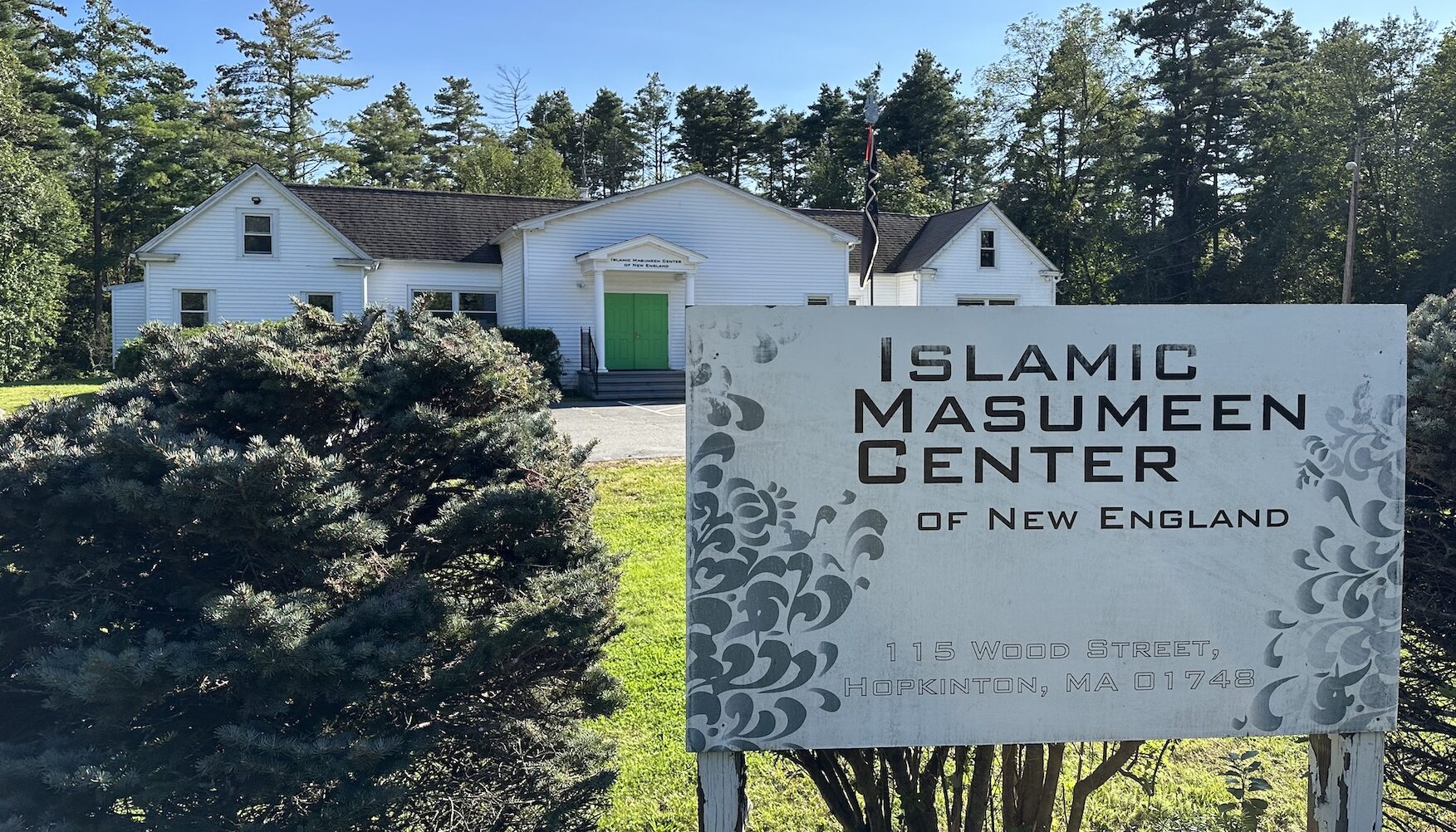 Conservation Commission continues hearing on mosque demolition, citing historic building possibility