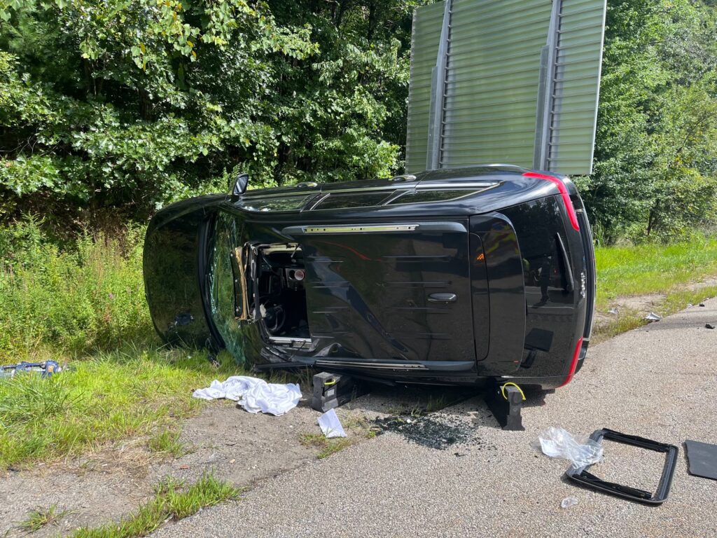 Car crash on I-495