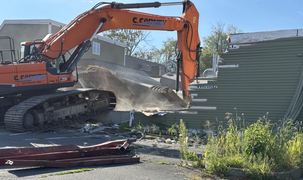 Hopkinton Drug demolition 8-27-25