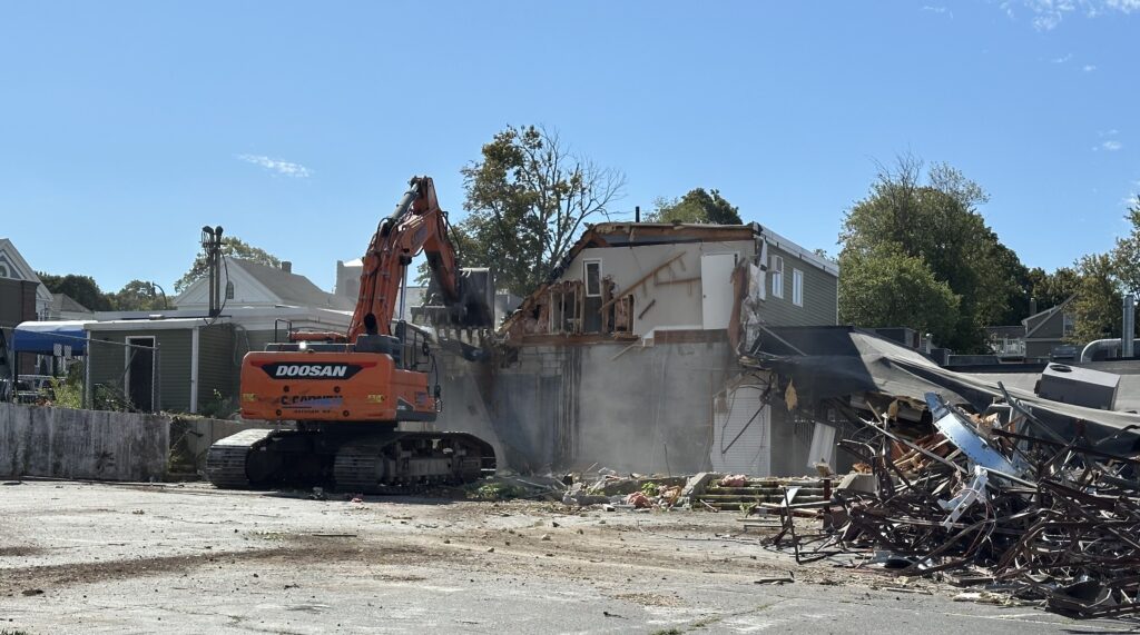 Hopkinton Drug demolition 8-27-25