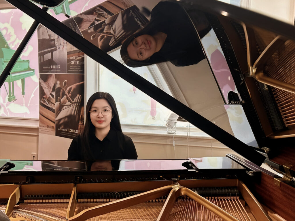 Yingqi Wang with Piano