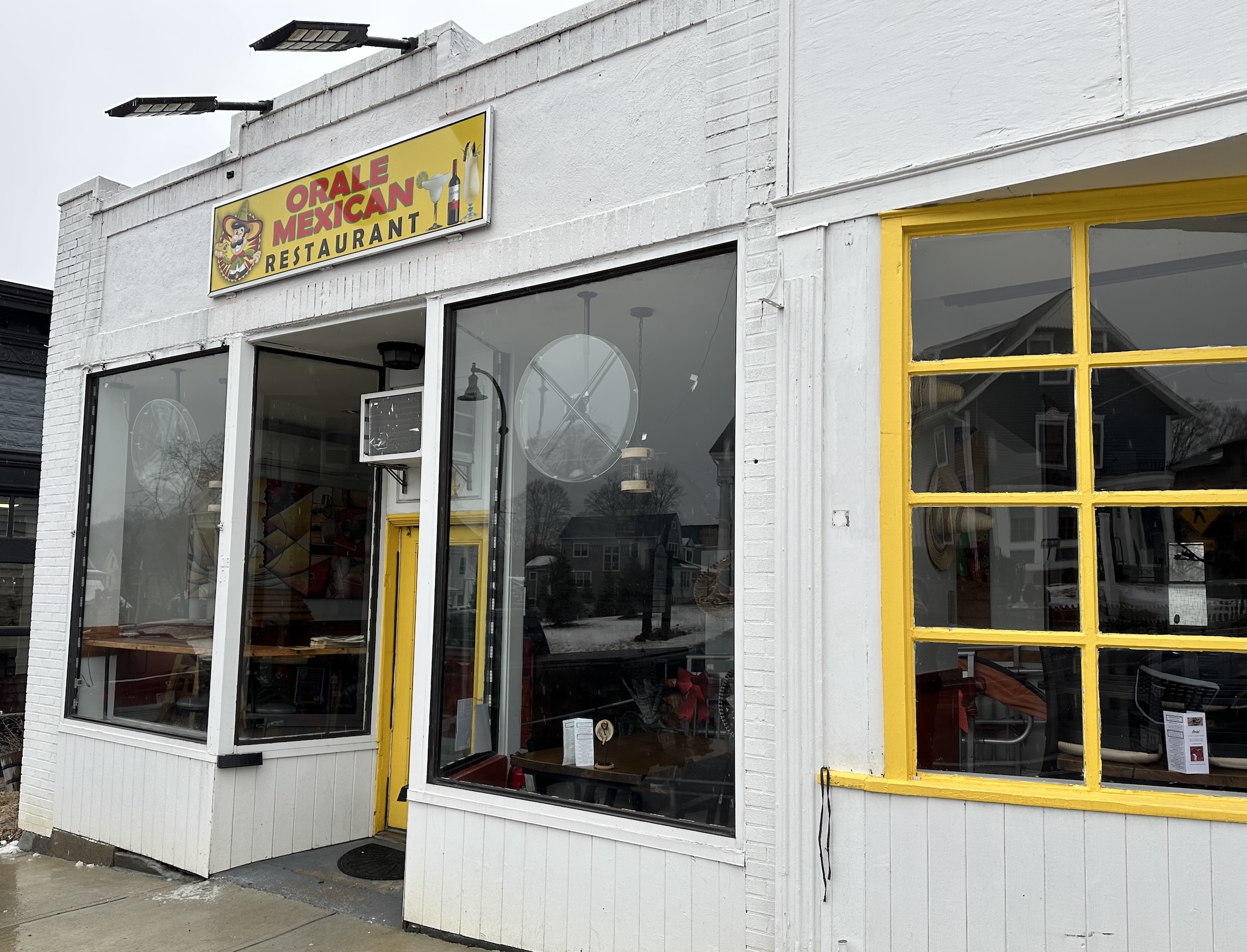 Town’s licensing processes, town manager come under fire at Select Board meeting