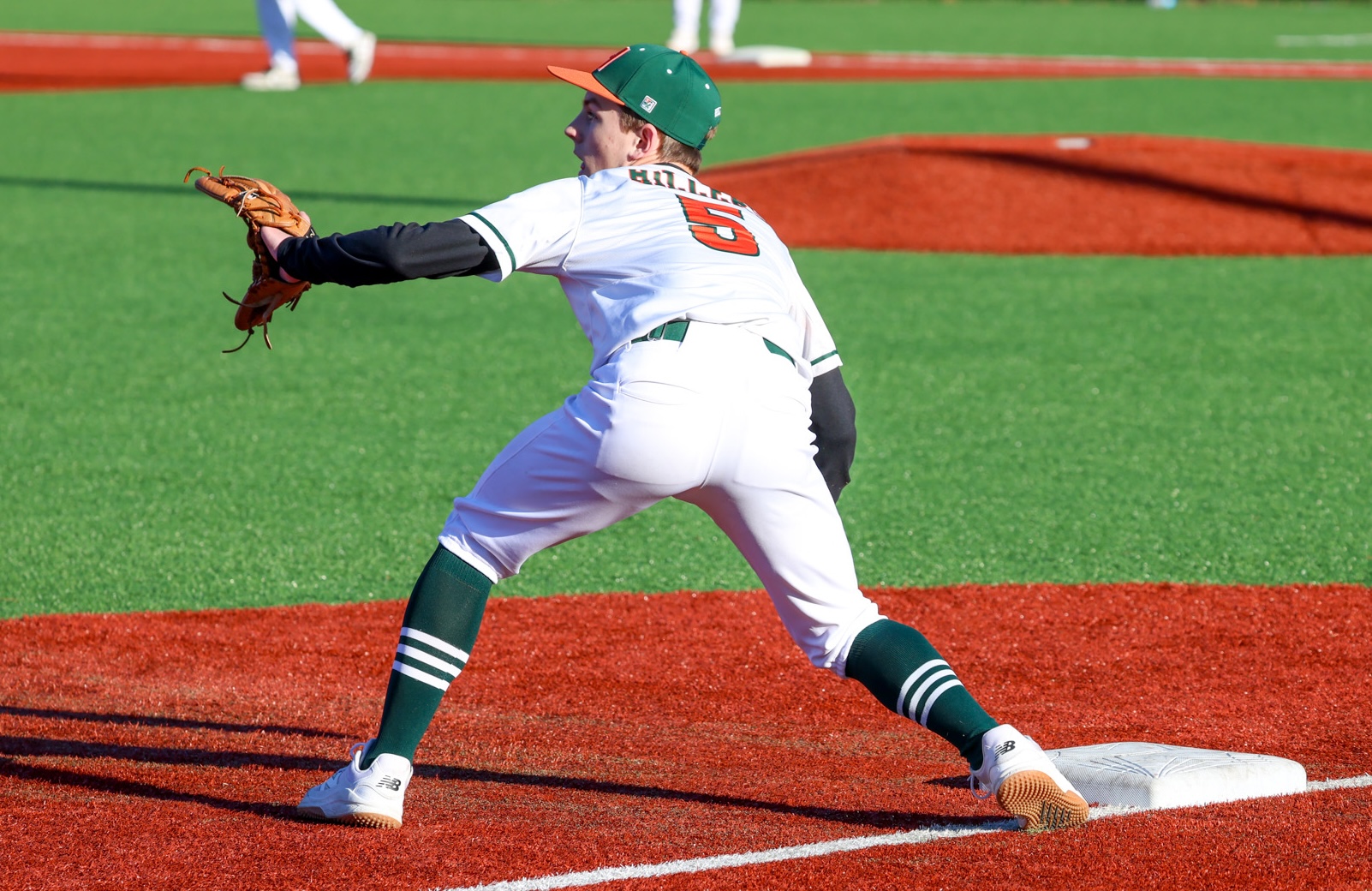 Hillers baseball shows promise in early season