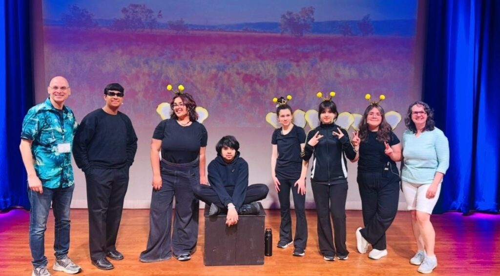 TheBuzz Show Group 