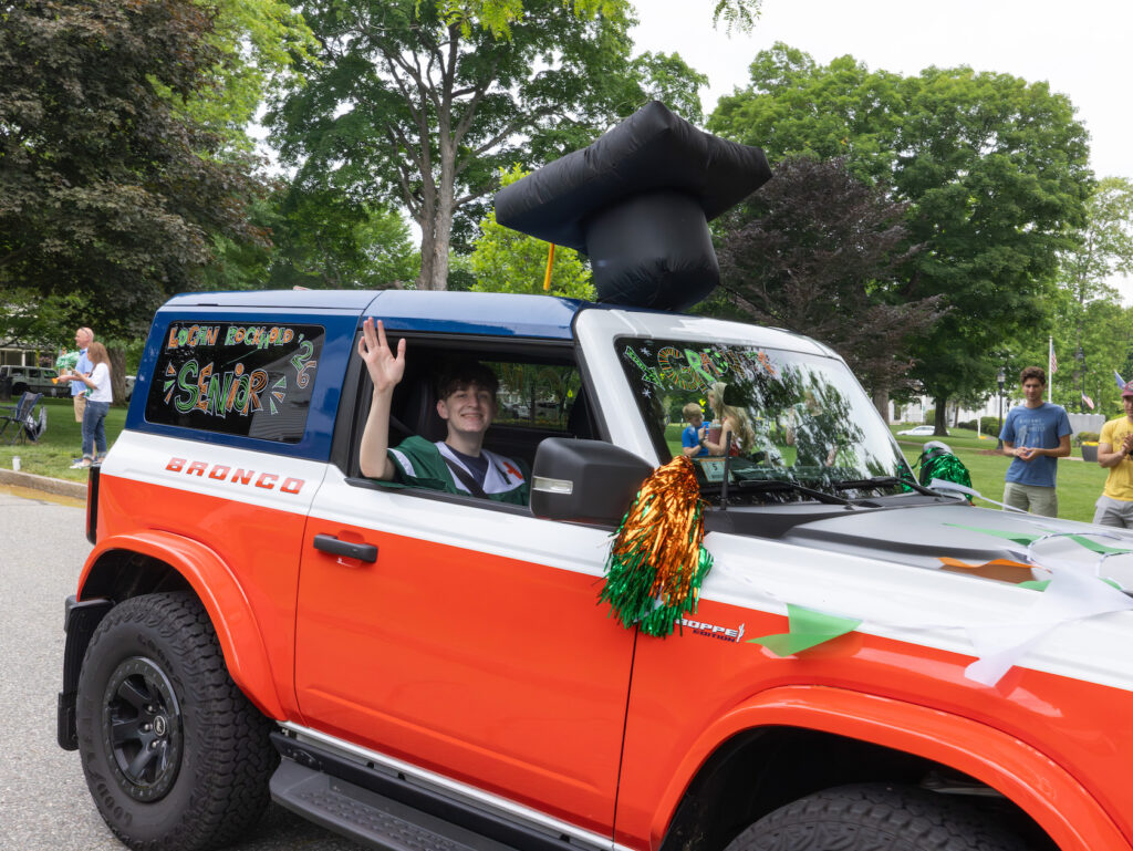 HHS Senior Car Parade